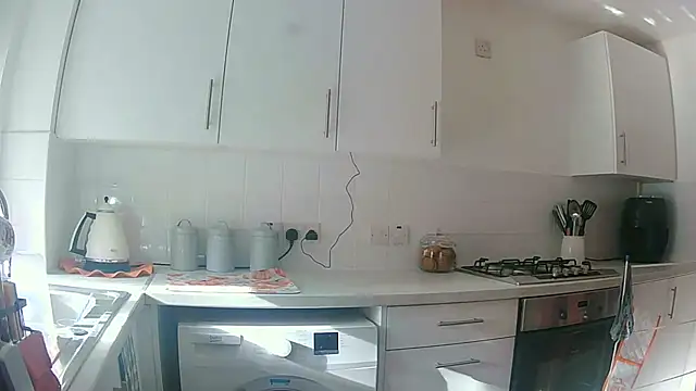 magical mia online show from 11-02-25, 12:10