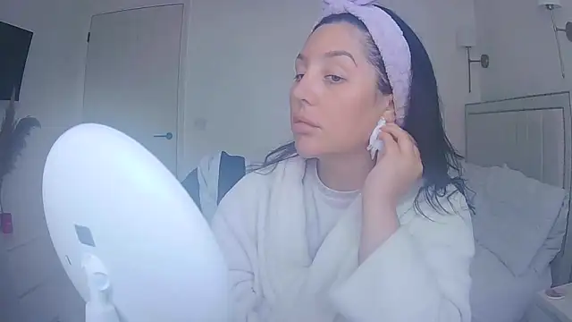 magical mia online show from 05-12-26, 09:48