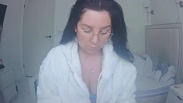 magical mia online show from 04-22-26, 10:11