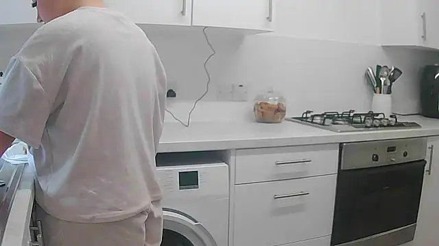 magical mia online show from 11-04-25, 10:19