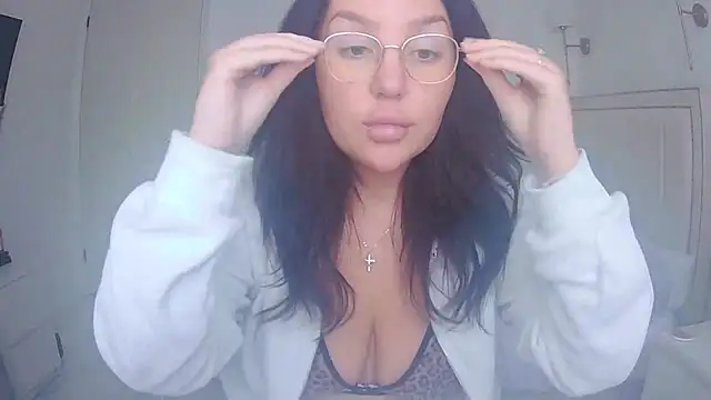 magical mia online show from 04-21-26, 10:22