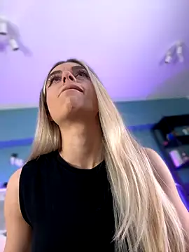 HaileyMadow online show from 10-26-25, 07:20