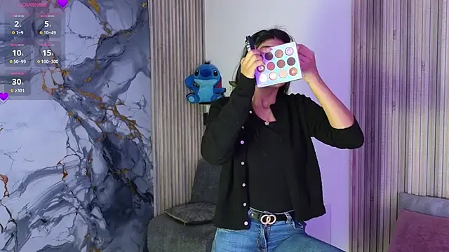 LissaWiild online show from 11-15-25, 01:26