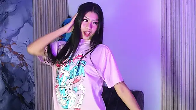 LissaWiild online show from 12-15-25, 08:14