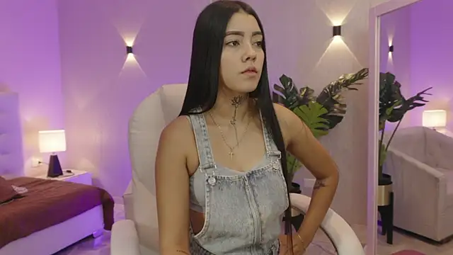 miagomezweb1 online show from 11-14-25, 12:31