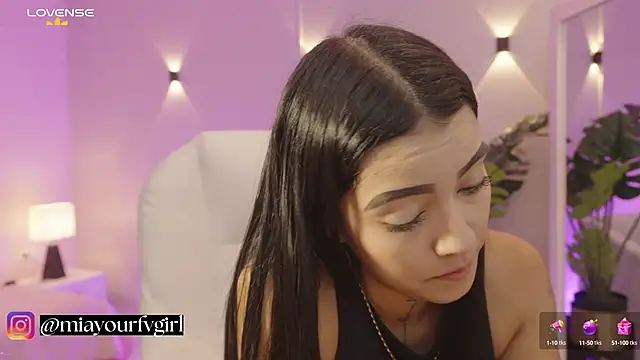 miagomezweb1 online show from 10-03-25, 12:17