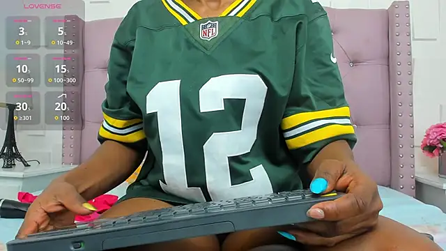 MonicaSchwartz online show from 11-11-25, 07:52