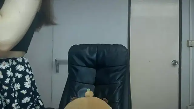 SassyJessi online show from 04-28-26, 04:17