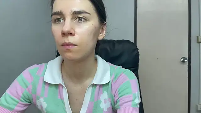 SassyJessi online show from 05-25-26, 04:12