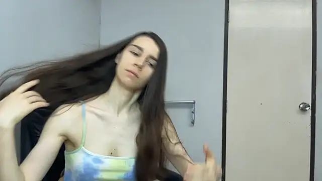 SassyJessi online show from 04-20-26, 04:15