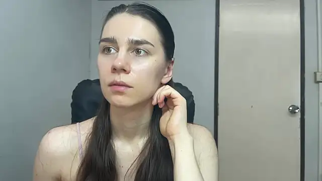 Snapshot of SassyJessi chatting on 06-26-26, 04:18 SassyJessi online show from 06-26-26, 04:18