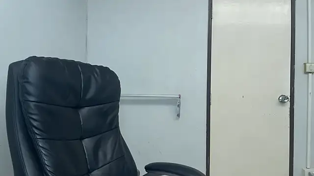 SassyJessi online show from 04-14-26, 04:17