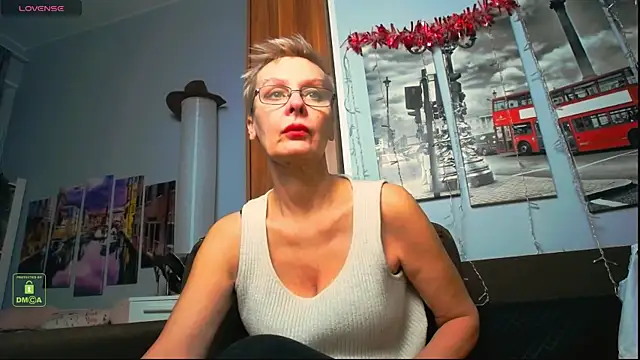 HelgaHimmell online show from 01-10-26, 02:01