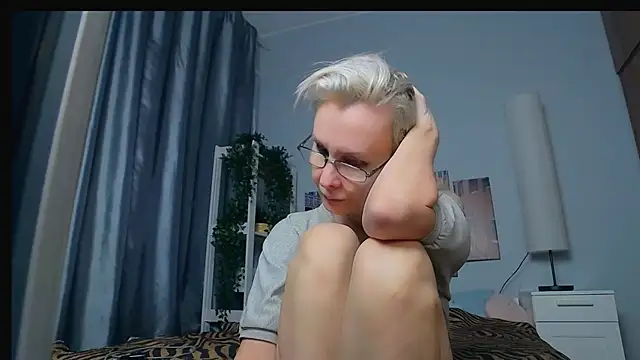 Snapshot of HelgaHimmell chatting on 02-01-25, 06:54 HelgaHimmell online show from 02-01-25, 06:54