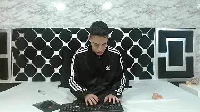 thiago19s online show from 02-15-25, 09:39