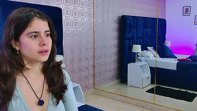 Snapshot of LexaDeRusso chatting on 02-01-26, 07:45 LexaDeRusso online show from 02-01-26, 07:45