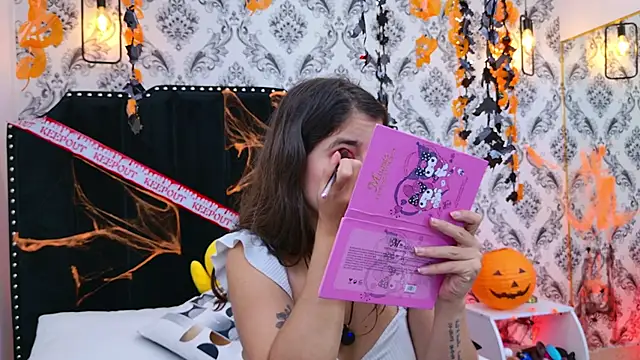 LexaDeRusso online show from 10-27-25, 07:59