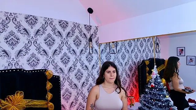 LexaDeRusso online show from 12-15-25, 07:52