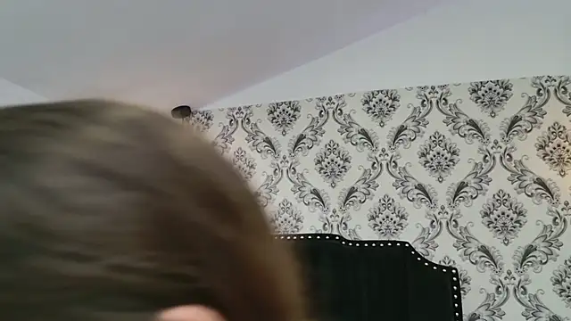 LexaDeRusso online show from 10-13-25, 07:48