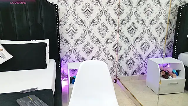 LexaDeRusso online show from 10-01-25, 07:51