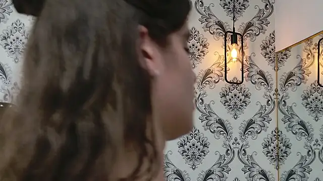 LexaDeRusso online show from 09-24-25, 08:04