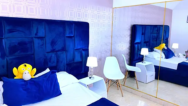 LexaDeRusso online show from 03-19-26, 07:47