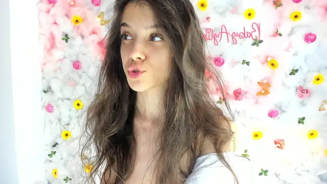 Snapshot of BabyAylin chatting on 02-06-25, 12:04 BabyAylin online show from 02-06-25, 12:04