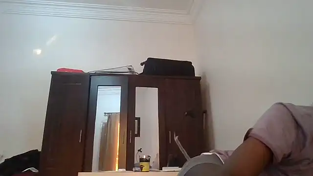 Snapshot of nubiankingkush chatting on 11-23-25, 12:37 nubiankingkush online show from 11-23-25, 12:37