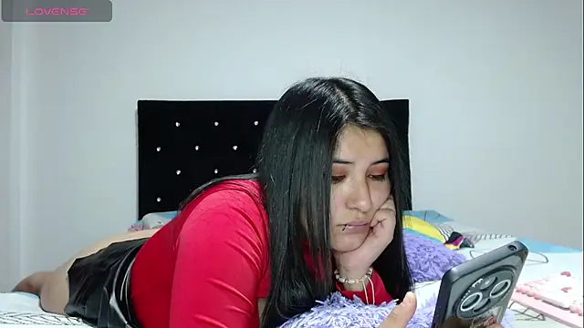 Zasha Kaira online show from 05-14-26, 11:24