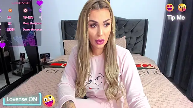 GlossyDiamondX online show from 01-10-26, 05:58