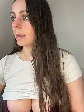 Loella-Rose online show from 04-12-26, 11:24