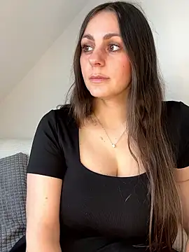 Loella-Rose online show from 04-24-26, 08:27