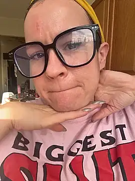 quinnmariexo online show from 01-11-26, 06:59