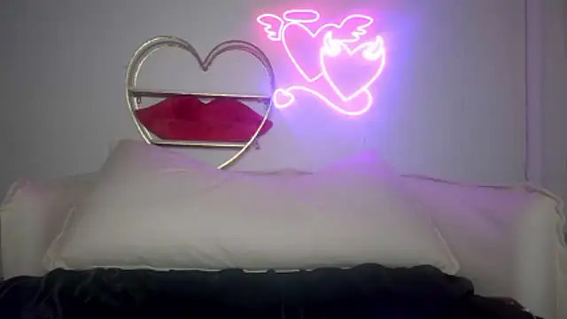 quinnmariexo online show from 01-14-26, 06:00