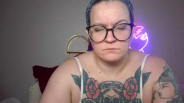 quinnmariexo online show from 02-01-26, 03:54