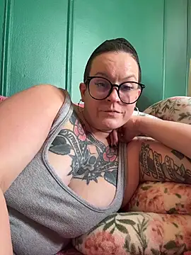 quinnmariexo online show from 03-18-26, 05:36