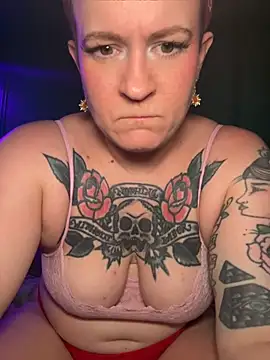 quinnmariexo online show from 06-30-26, 07:47