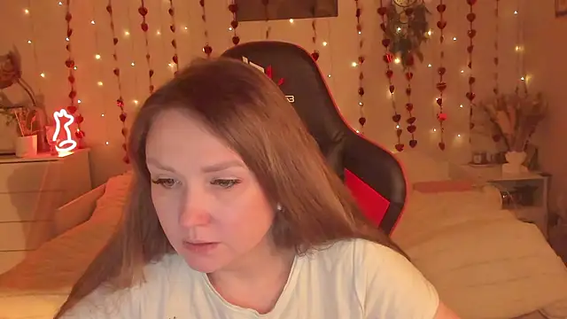 desperatehousewife   online show from 02-14-26, 07:03