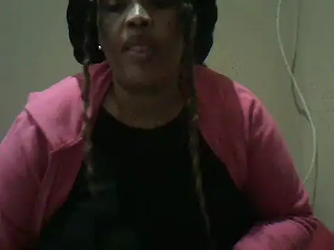 Snapshot of SexxyBoob chatting on 06-09-26, 09:38 SexxyBoob online show from 06-09-26, 09:38