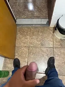 Luizcalado20 online show from 03-08-25, 02:55