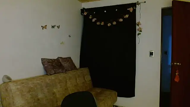 ella peck online show from 05-23-26, 02:10