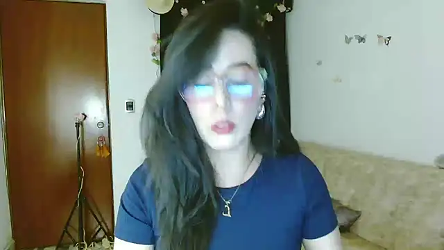 ella peck online show from 04-13-26, 03:32