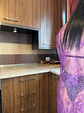 Hotmomcheckk  online show from 03-19-26, 09:53