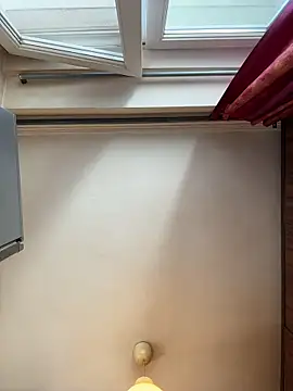 Hotmomcheckk  online show from 03-13-26, 08:52