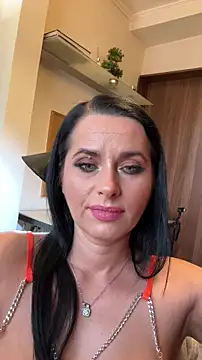 Hotmomcheckk  online show from 10-27-25, 11:44