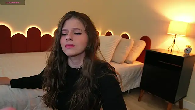 cuteface bigass  online show from 06-03-26, 06:34