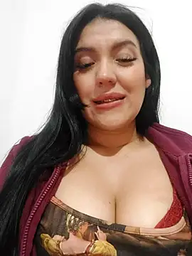 Sophie-hatter online show from 02-23-25, 01:24