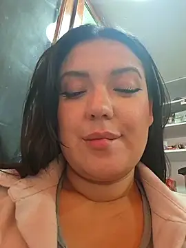 Sophie-hatter online show from 07-17-26, 02:14