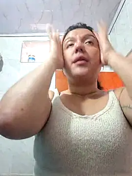 Sophie-hatter online show from 06-15-26, 03:44