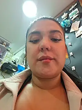 Sophie-hatter online show from 07-24-26, 05:31